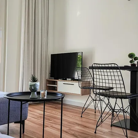 Urban Glow Apartamento Tirana